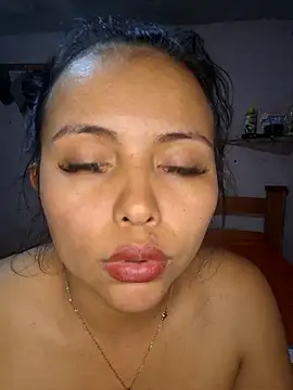 Daniela_Cruz_'s Live XXX Chat