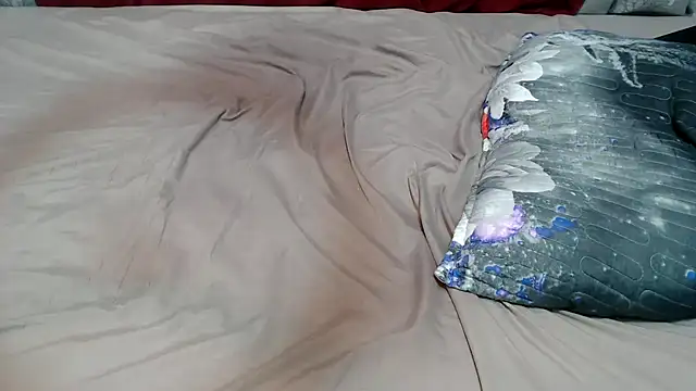 Chat +18 de WEPUSSY23XX ao vivo