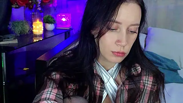 MonicaSweetx's Live Sex Cam Show