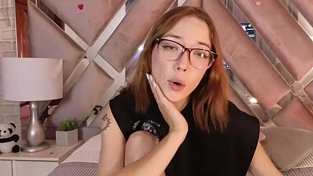 HarperrWest: онлайн-секс-чат