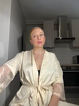 Kittie_Valentine – Live XXX-chat