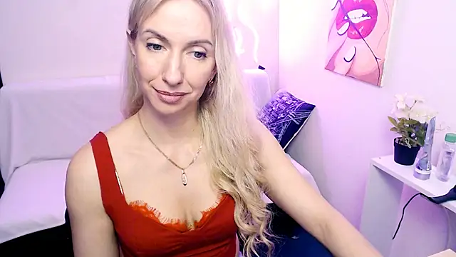 Chat XXX en directo de Cute_Smile_Shy