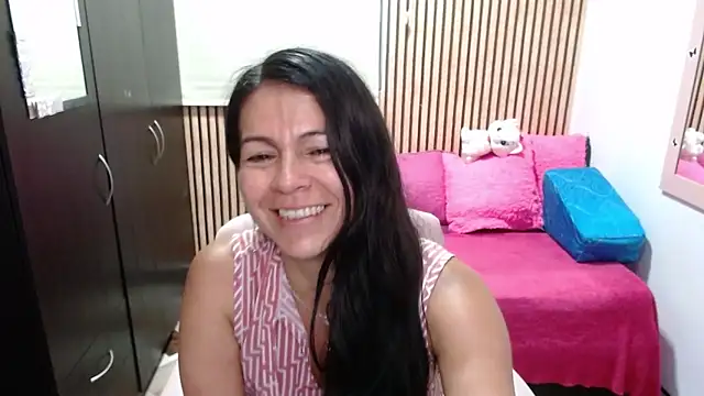 camilavargas_ Chat XXX in diretta