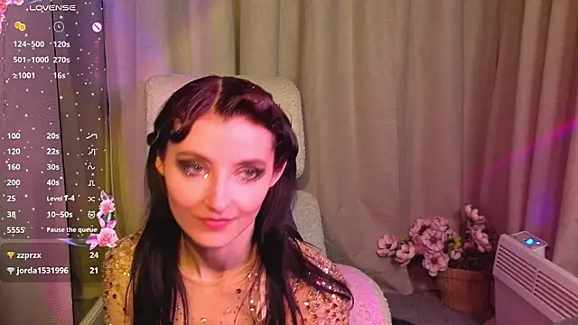 NicoleLuxe Chat XXX in diretta