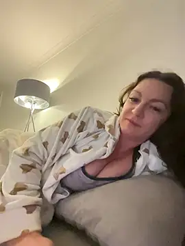 Онлайн чат XXX callmegoddessx