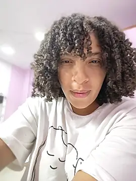 Chat +18 de DannaBerry ao vivo