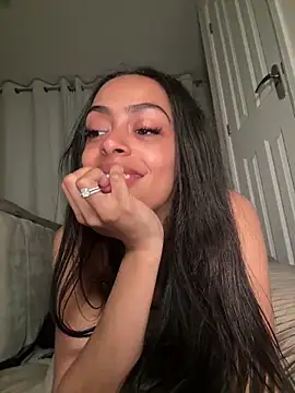 yasmingarcia's Live Sex Cam Show