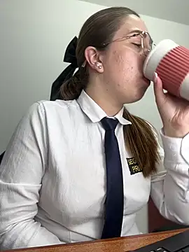 suzy-111のライブXXXチャット