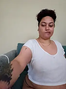 honeeyyy_pot 现场XXX聊天