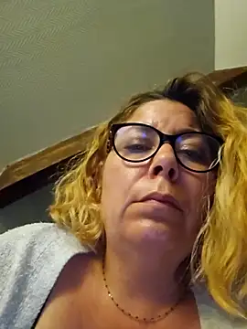 misscokine666 élő XXX-chatje