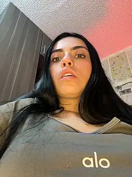 i_am_nina_ élő XXX-chatje