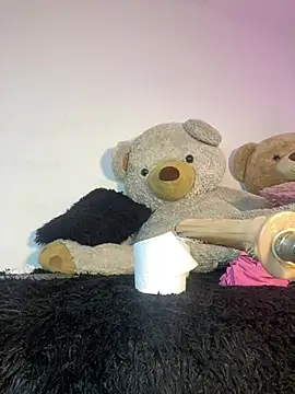 Kyliegolden's Live XXX Chat