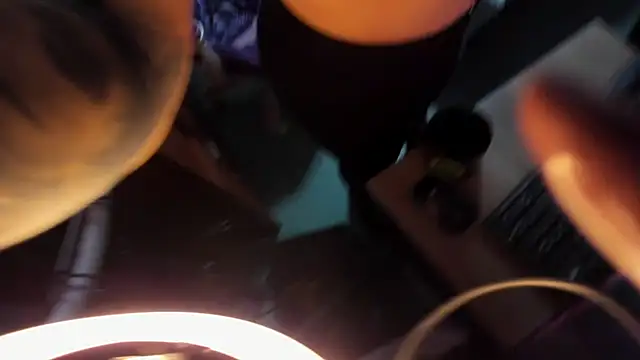 XXX chat uživo modela saphira_owen