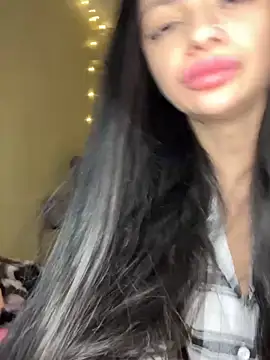 Layana_Ro Live XXX Chat