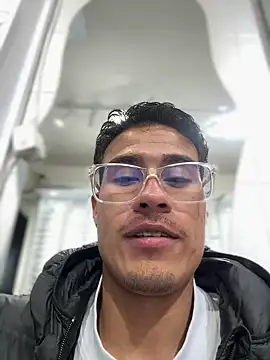 TavoHot_'s Live XXX Chat