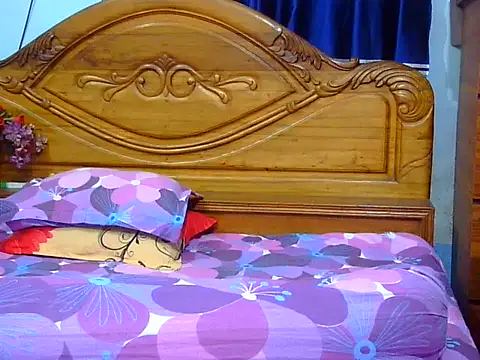 Horny_Doll24's Live XXX Chat