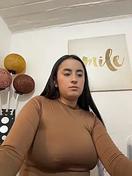 Antonella_Julieta Webcam show