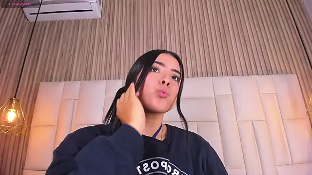 แชท XXX สดของ LovelyEyesx