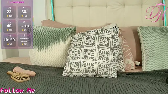 Daphne_Hills' Webcam Show