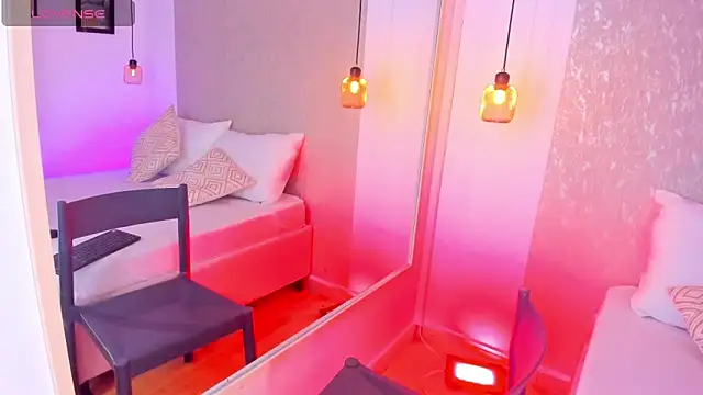 แชท XXX สดของ Martina_077