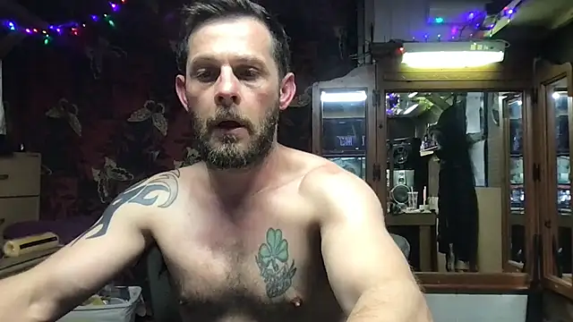 ARCHERTASTE – Naživo XXX chat