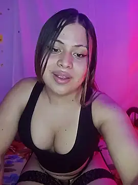 Kataleyaa_Volkova Show in webcam