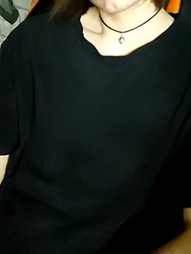 Aashikalaa 라이브 XXX 채팅