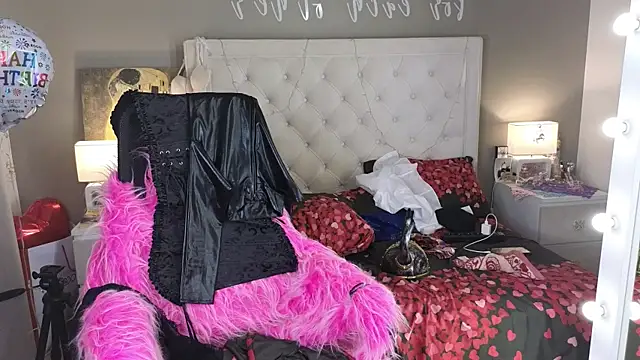 Živý XXX chat RoxalanaStar