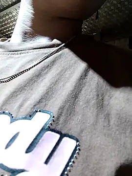 Czat XXX na żywo – Bella-222