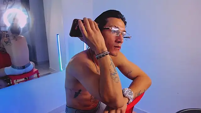 AbaturLopez – Live XXX-chat