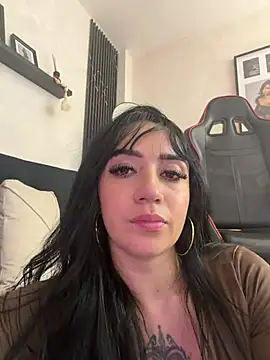 EmmyEvans1 라이브 XXX 채팅