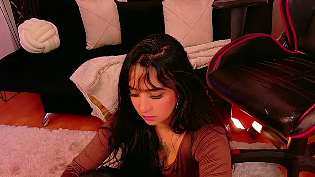 EmmyEvans1 – Live XXX-chat