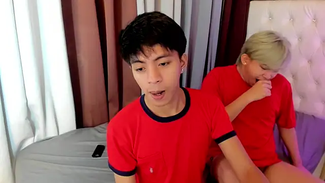 davincihugecock élő XXX-chatje