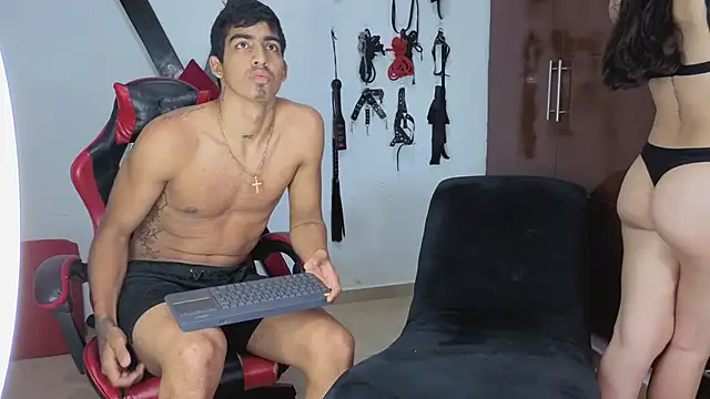 Chat XXX en directo de Grace_and_Milo