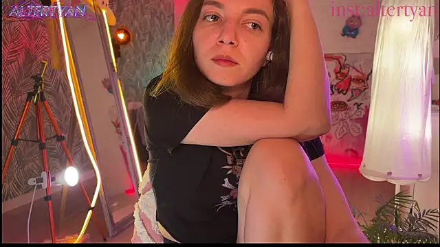 Chatroom XXX en direct de altertyan