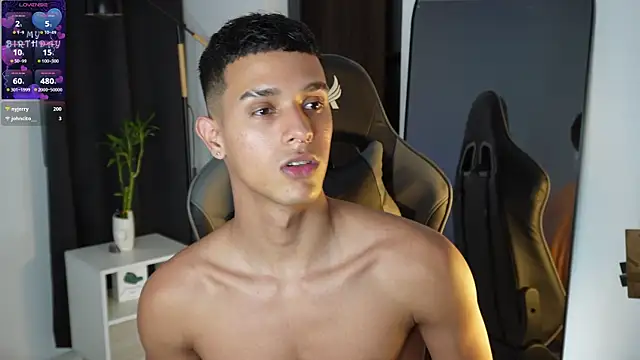 Busterspinter live XXX chat