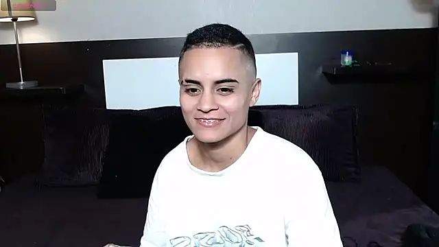 XXX chat uživo modela Liiamthompson