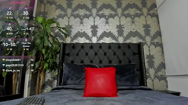 Pamela_di_angelo's Live Chat Room