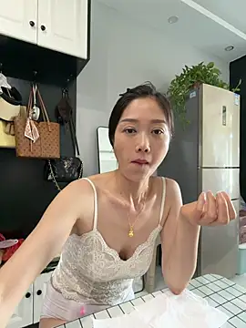 yuanpu0925's Live Sex Cam Show