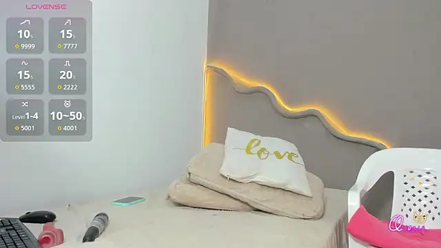 viioletta_28's Live Sex Cam Show