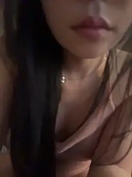 cutelingling01's Live Sex Cam Show