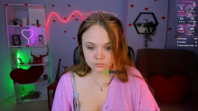 XXX chat uživo modela keri_ti