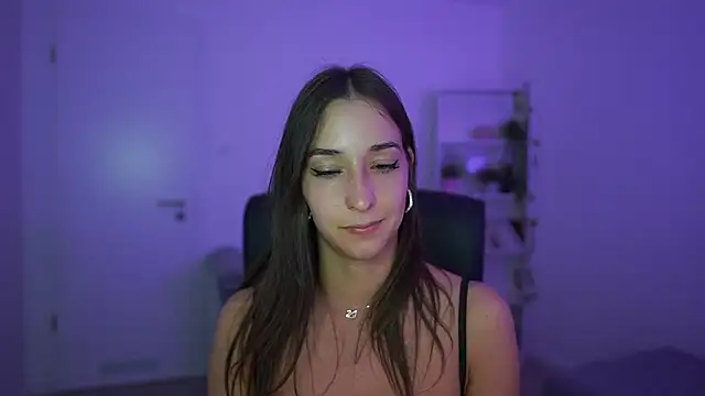 Crystalbrunette18n Live XXX chat