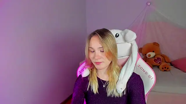 ElaraVoltage Chat XXX in diretta