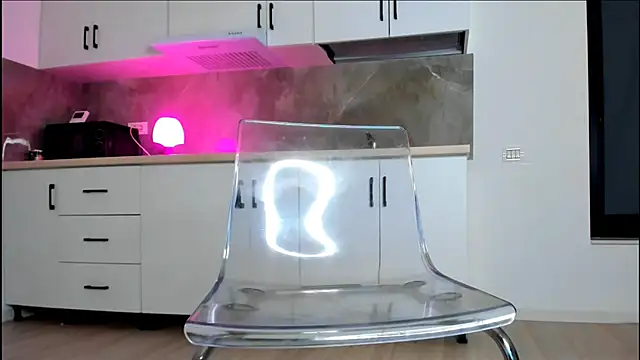 Онлайн чат XXX Aidasina