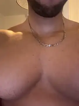 عرض كام pimentfort77