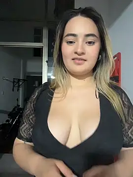 Antonella_Julieta Live XXX Chat