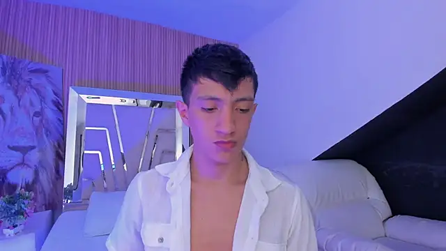 JohanSedas Adlı Modelin Canlı XXX Sohbeti