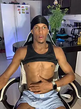 Adam_Byker – Live XXX-chat