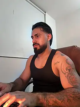 Ryan_Black3: διαδικτυακό σόου στην κάμερα